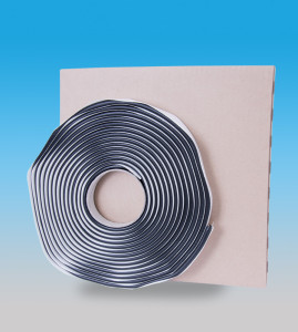 BUTYL WINDSHIELD TAPE - antihluková a těsnící páska